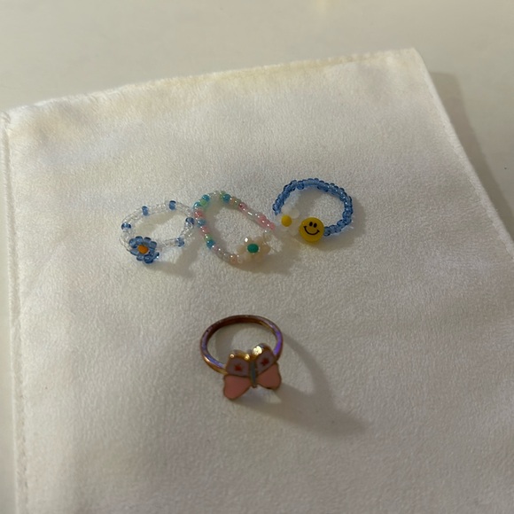 cute ring bundle - Picture 2 of 2